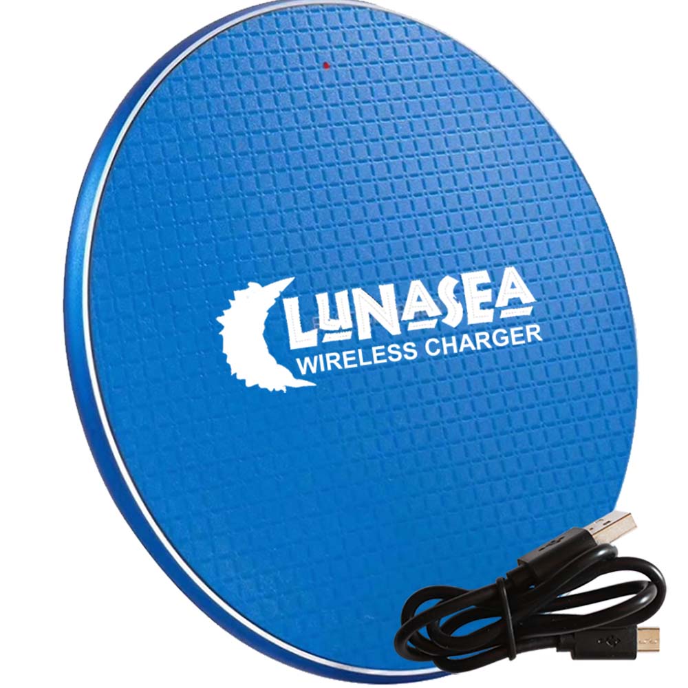 Lunasea - Qi Charge Pad USB Powered - 10W, Power Supply Not Included