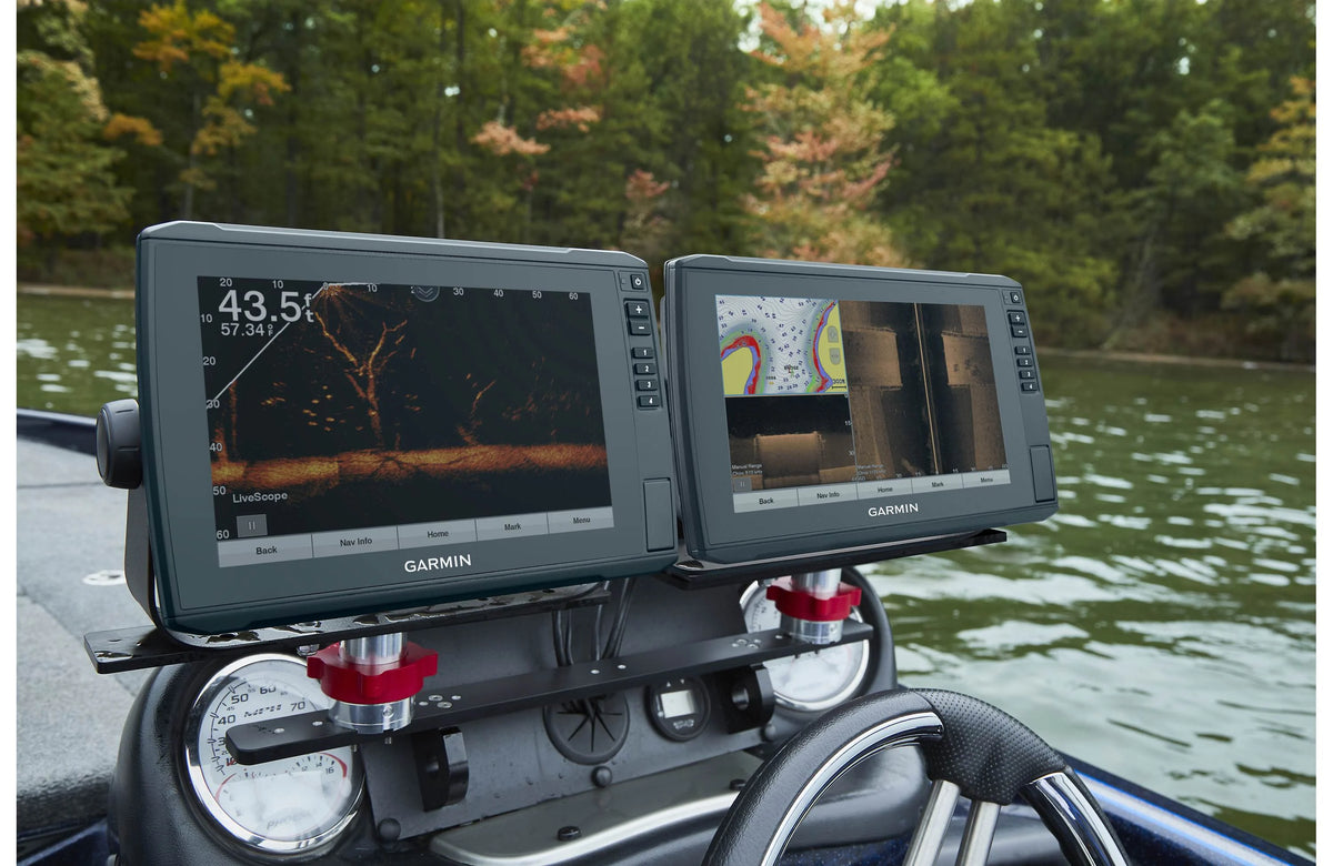 Garmin ECHOMAP Ultra 106sv GN+ Fishfinder/Chartplotter Combo, No Transducer Included, 10 in Keyed-Assist Touchscreen, Preloaded Garmin Navionics+ U.S. and Coastal Canada Charts
