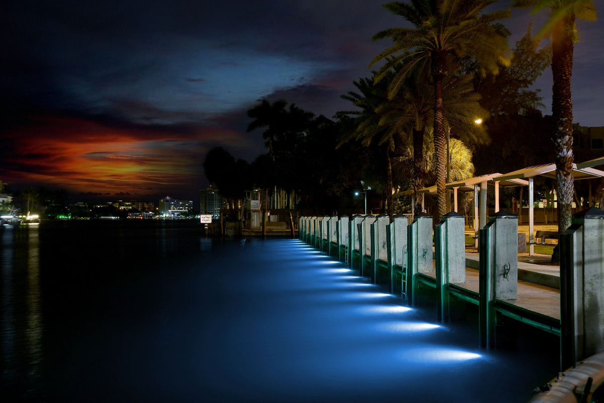 Lumitec Mantis Underwater Dock Light Kit, 3-Light, RGBW, 10-30VDC, 6000 lm