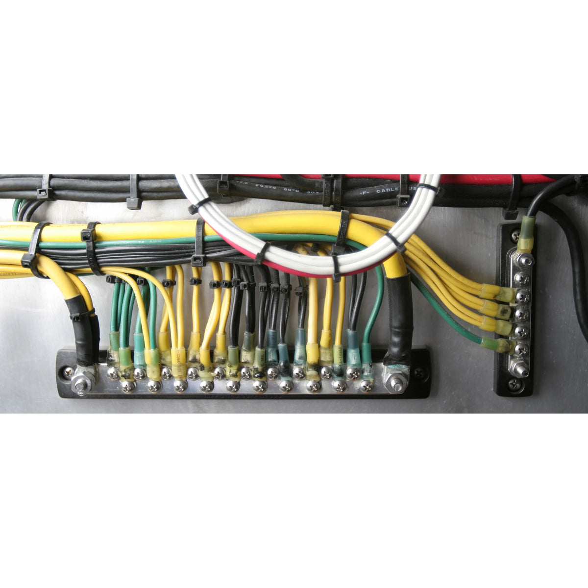 Blue Sea Systems Common 150A BusBar, 48V DC, 300V AC, Tin-Plated Copper Bus