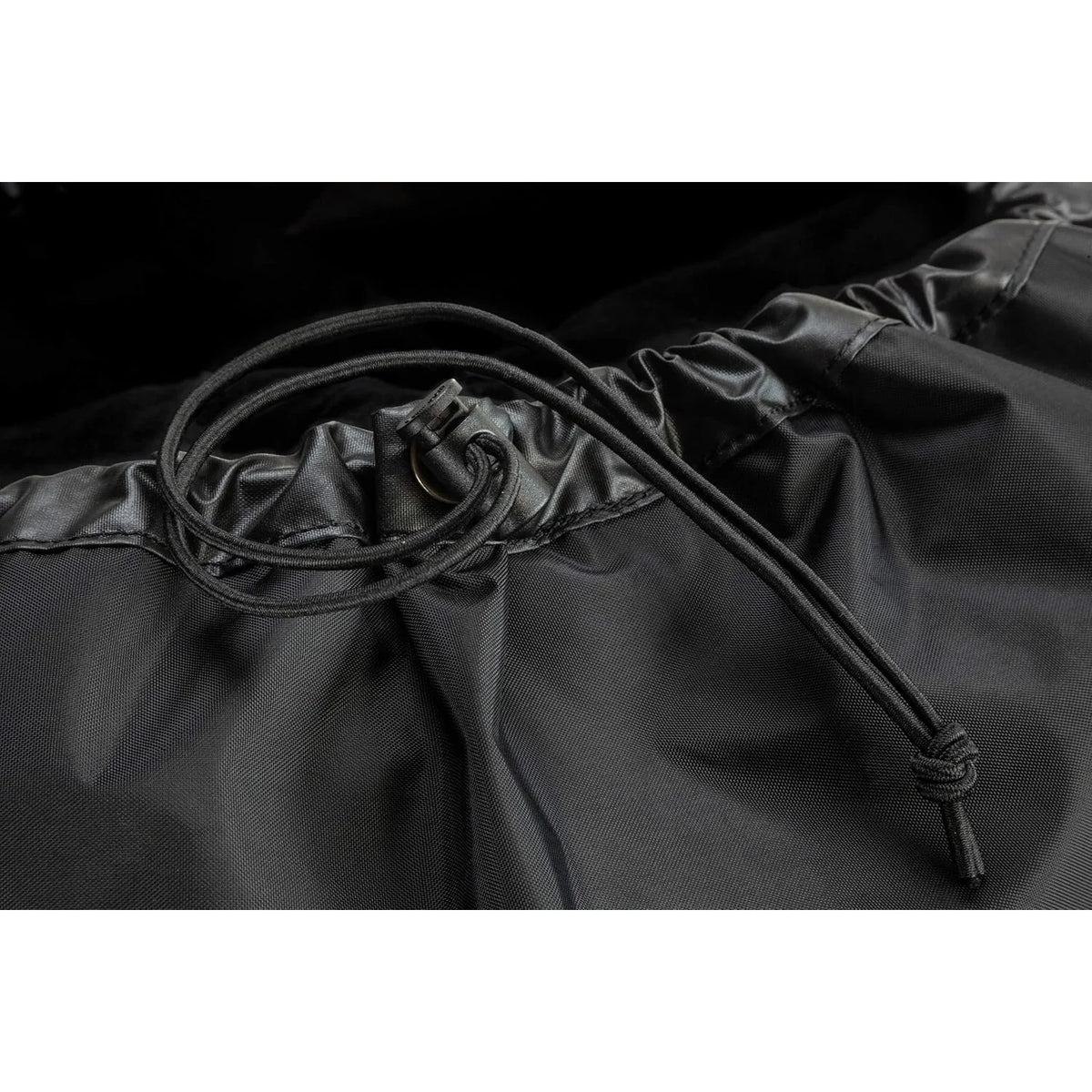 Attwood Marine Universal Fit Kayak Cockpit Cover and Spray Skirt, Fits up to 40 in x 22 in, 210 Denier Nylon