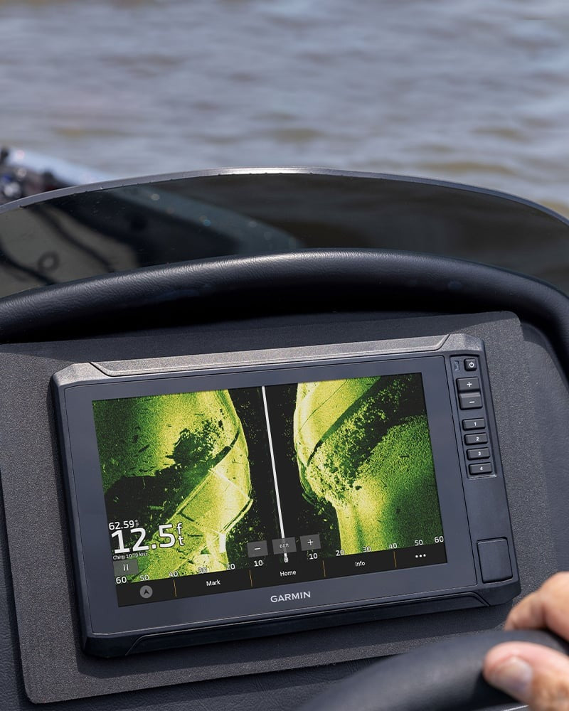 Garmin ECHOMAP UHD2 75cv Chartplotter/Fishfinder, 7 in, GT20-TM Transducer, ClearVü, Navionics+ Canada Inland